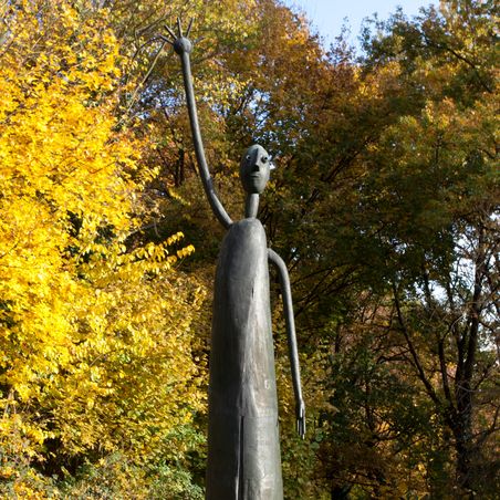 Heinrich Kirchner Skulpturengarten – Verkünder